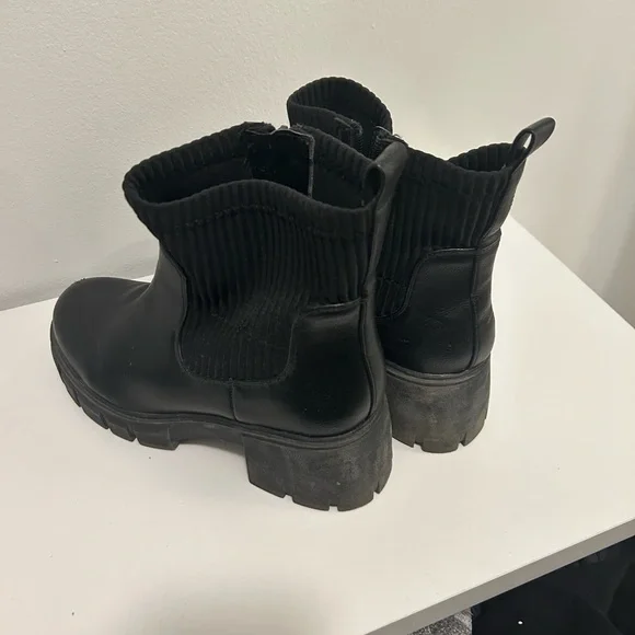 Torrid Chelsea Boots - Picture 4 of 5